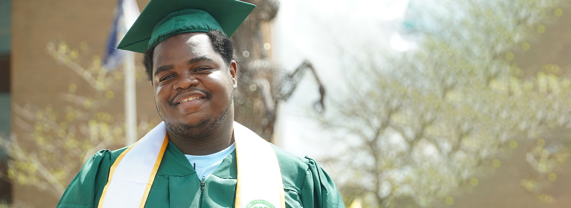 a SUNY Morrisville student attends commencement
